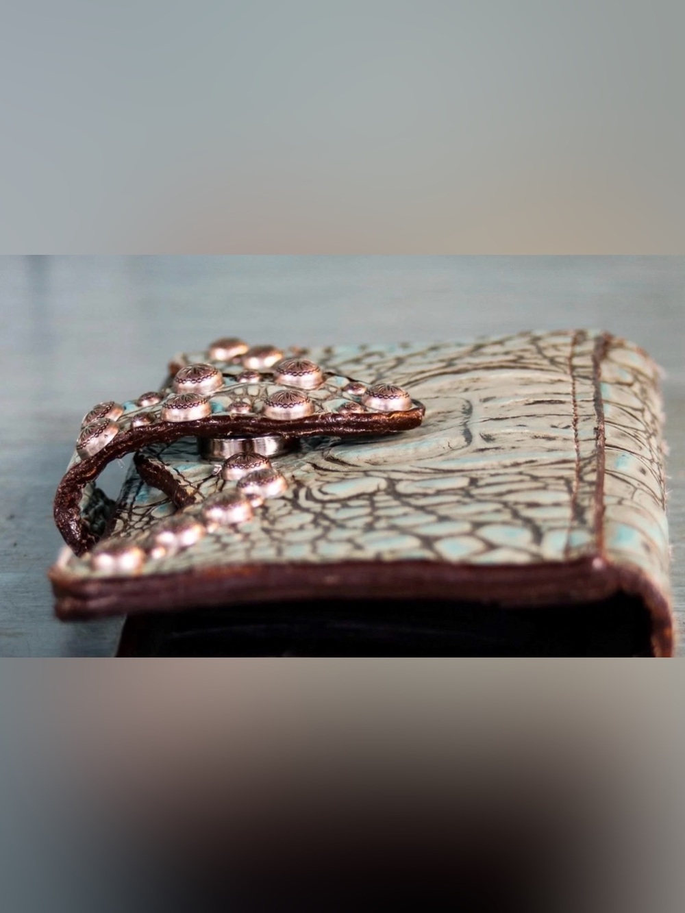 Vintage Double J Saddlery Hand Crafted Turquoise Crocodile Wallet Engraved Studs - Picture 9 of 11